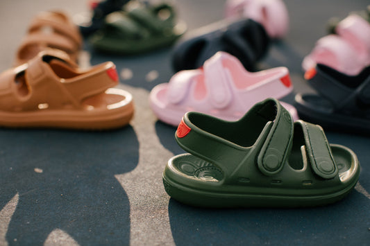 3 Signs Your Toddler’s Shoes Are Too Small (and What to Do) 